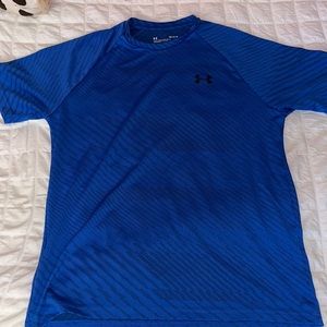 Under Armour Tshirt